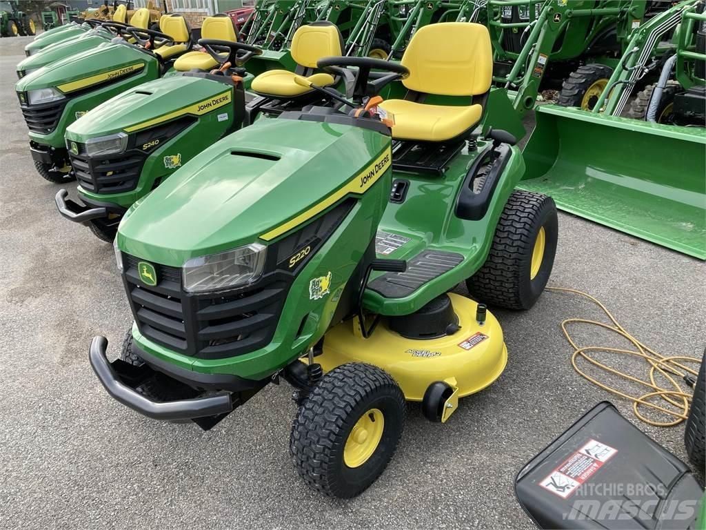 John Deere S220 Taajamatraktorit