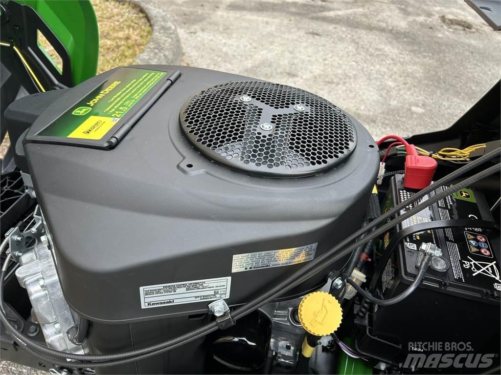 John Deere S240 Taajamatraktorit