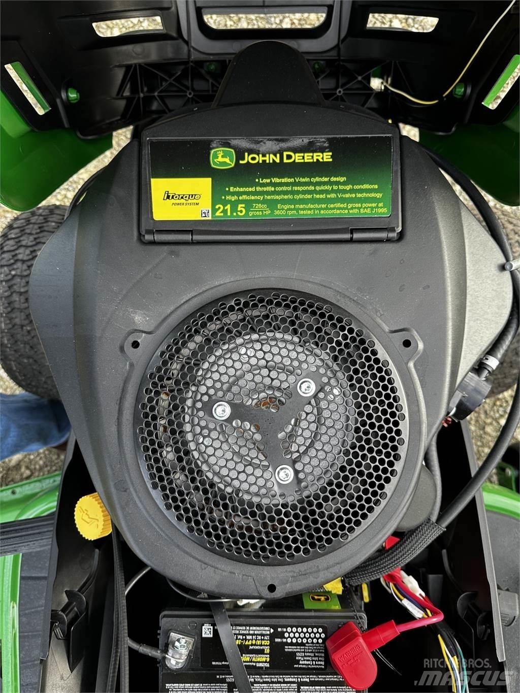 John Deere S240 Taajamatraktorit