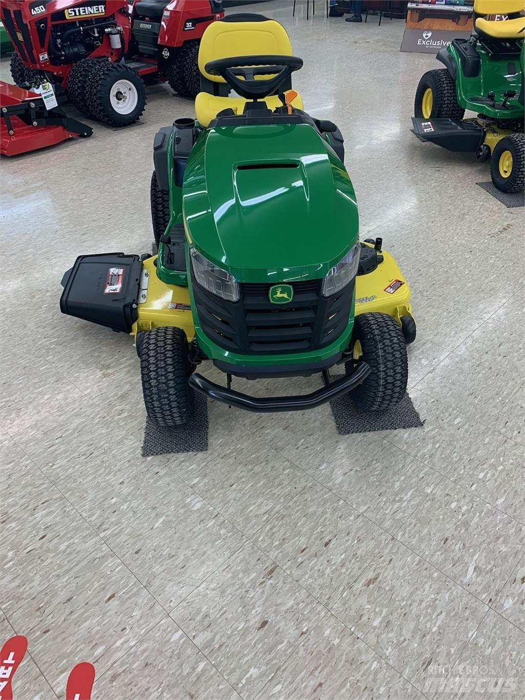 John Deere S240 Taajamatraktorit