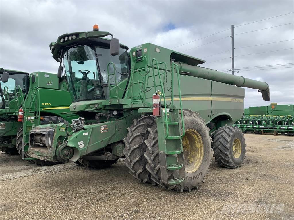 John Deere S680 Leikkuupuimurit