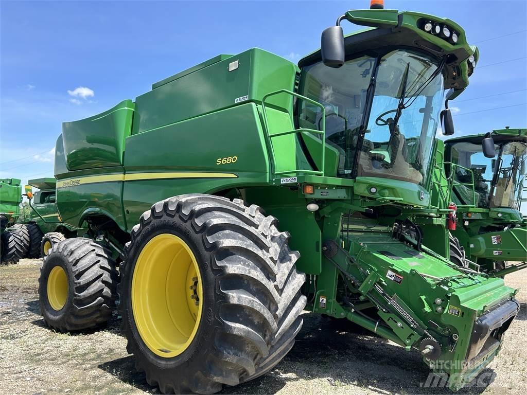 John Deere S680 Leikkuupuimurit
