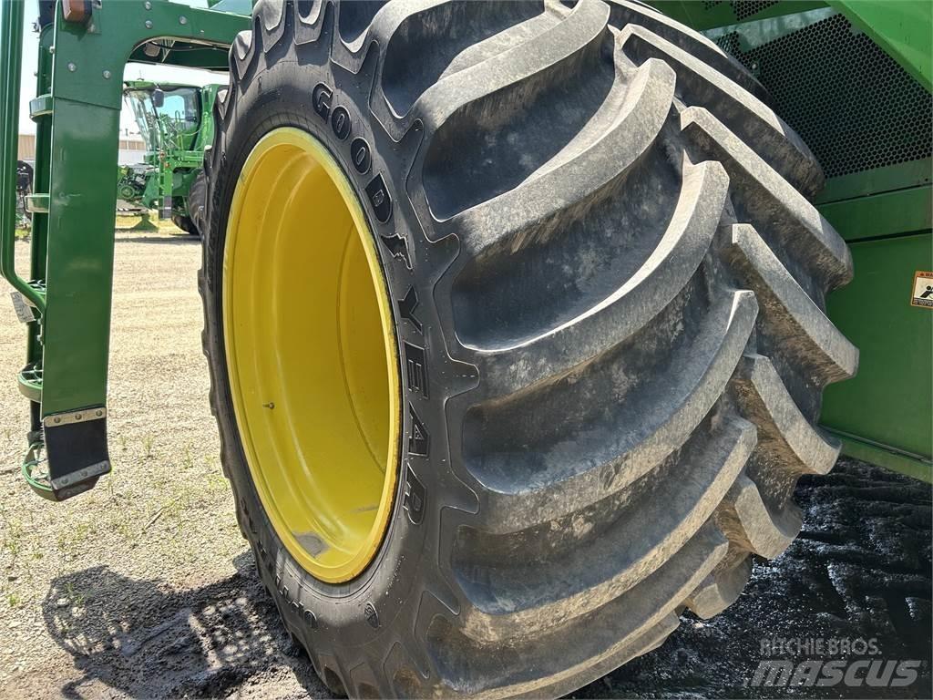 John Deere S680 Leikkuupuimurit