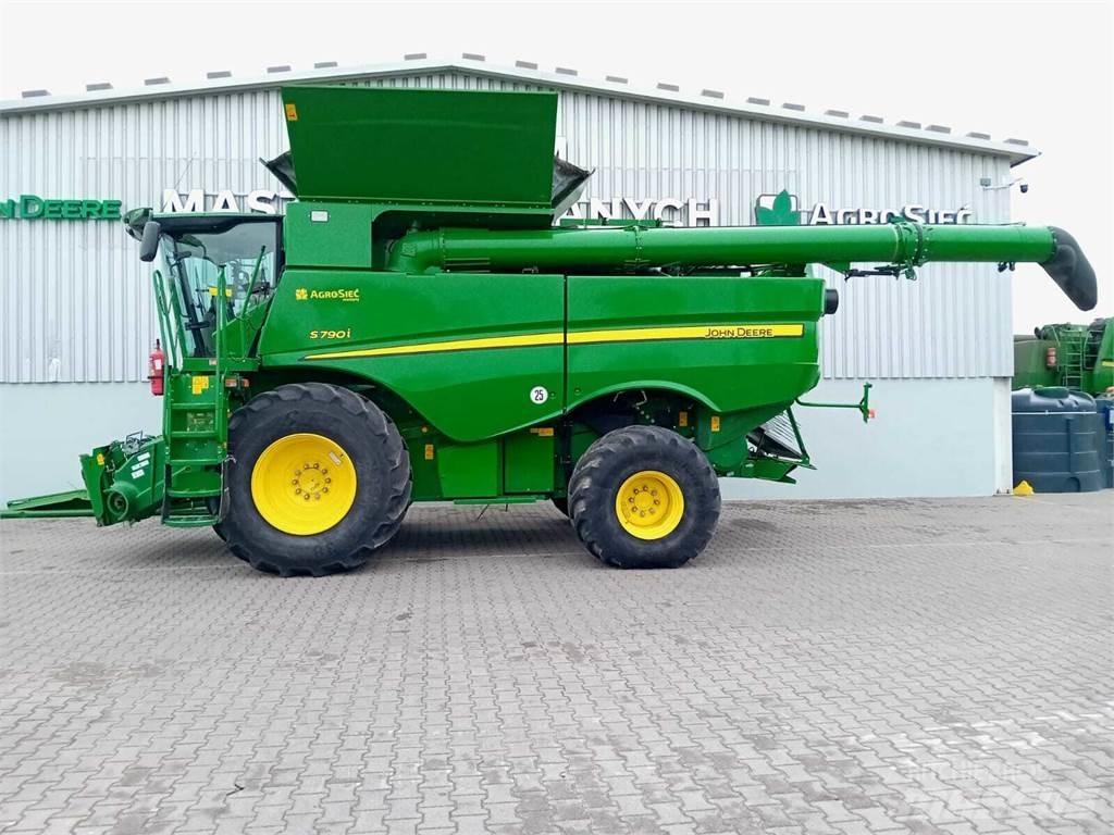 John Deere S790 Leikkuupuimurit