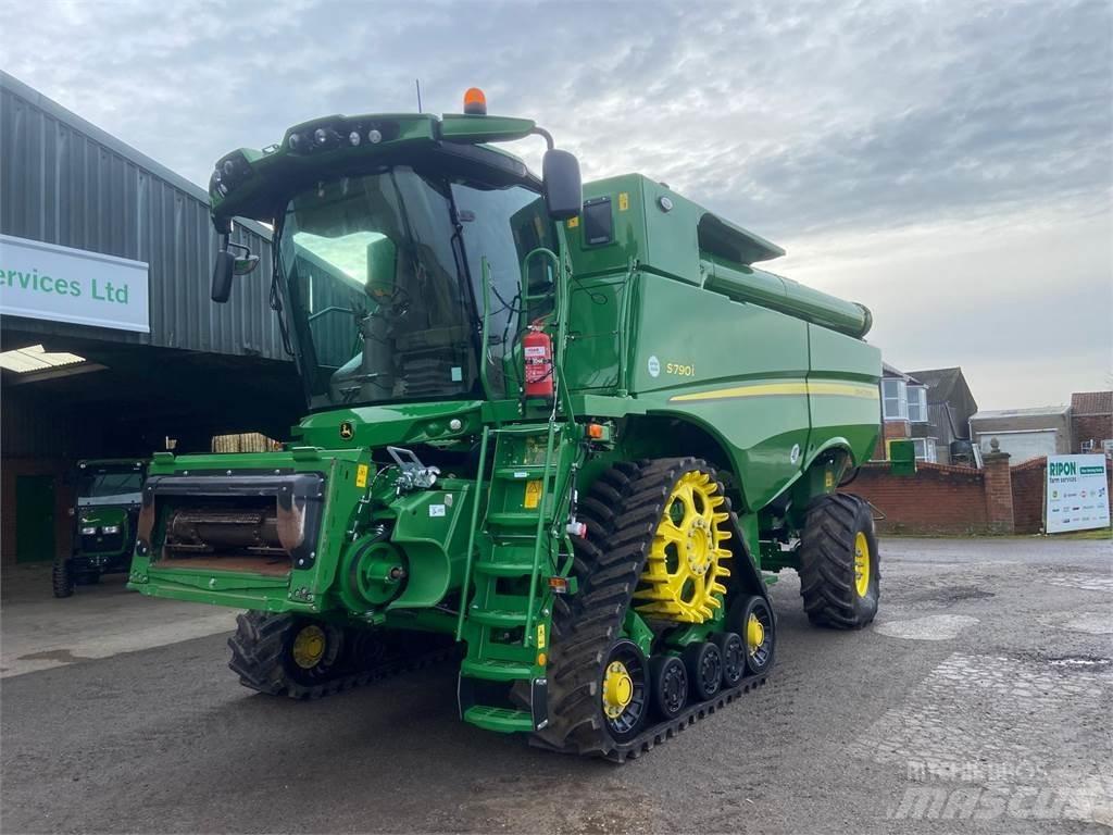 John Deere S790 Leikkuupuimurit