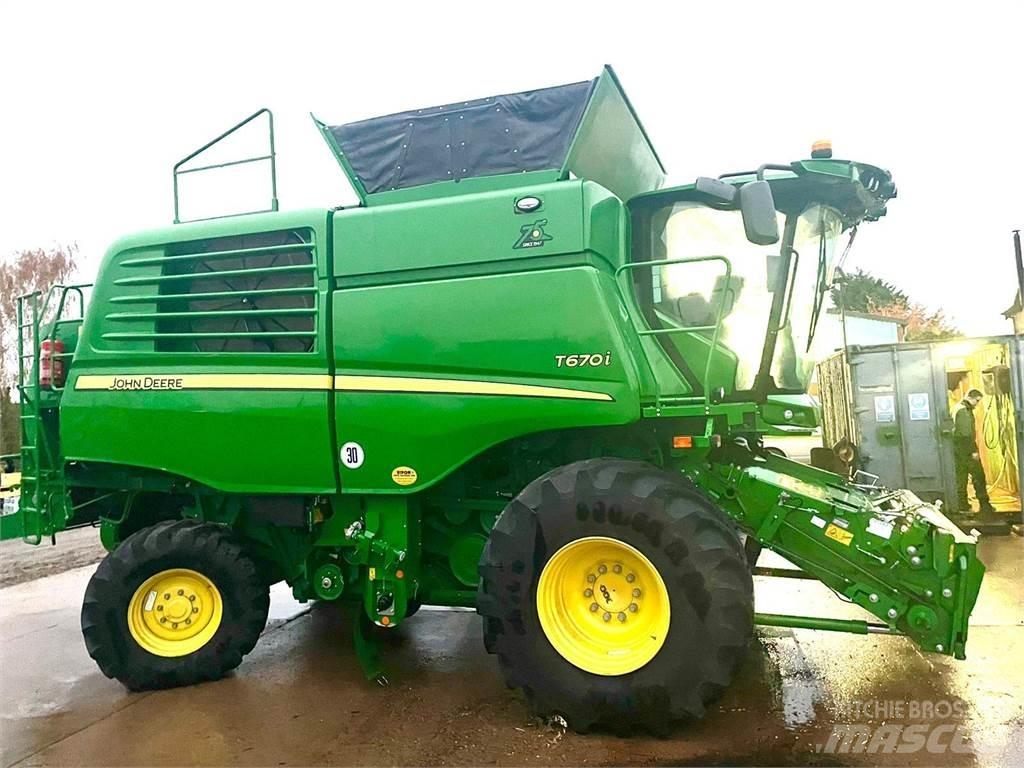 John Deere T670 Leikkuupuimurit