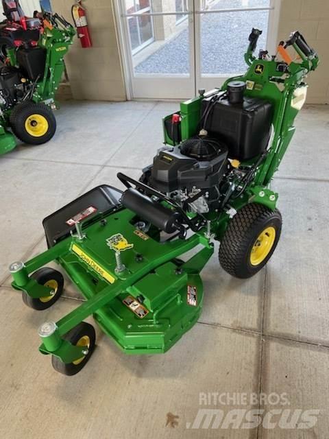 John Deere W36R Perässäkäveltävät leikkurit