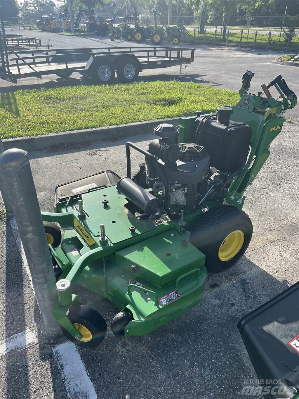 John Deere W48R Perässäkäveltävät leikkurit
