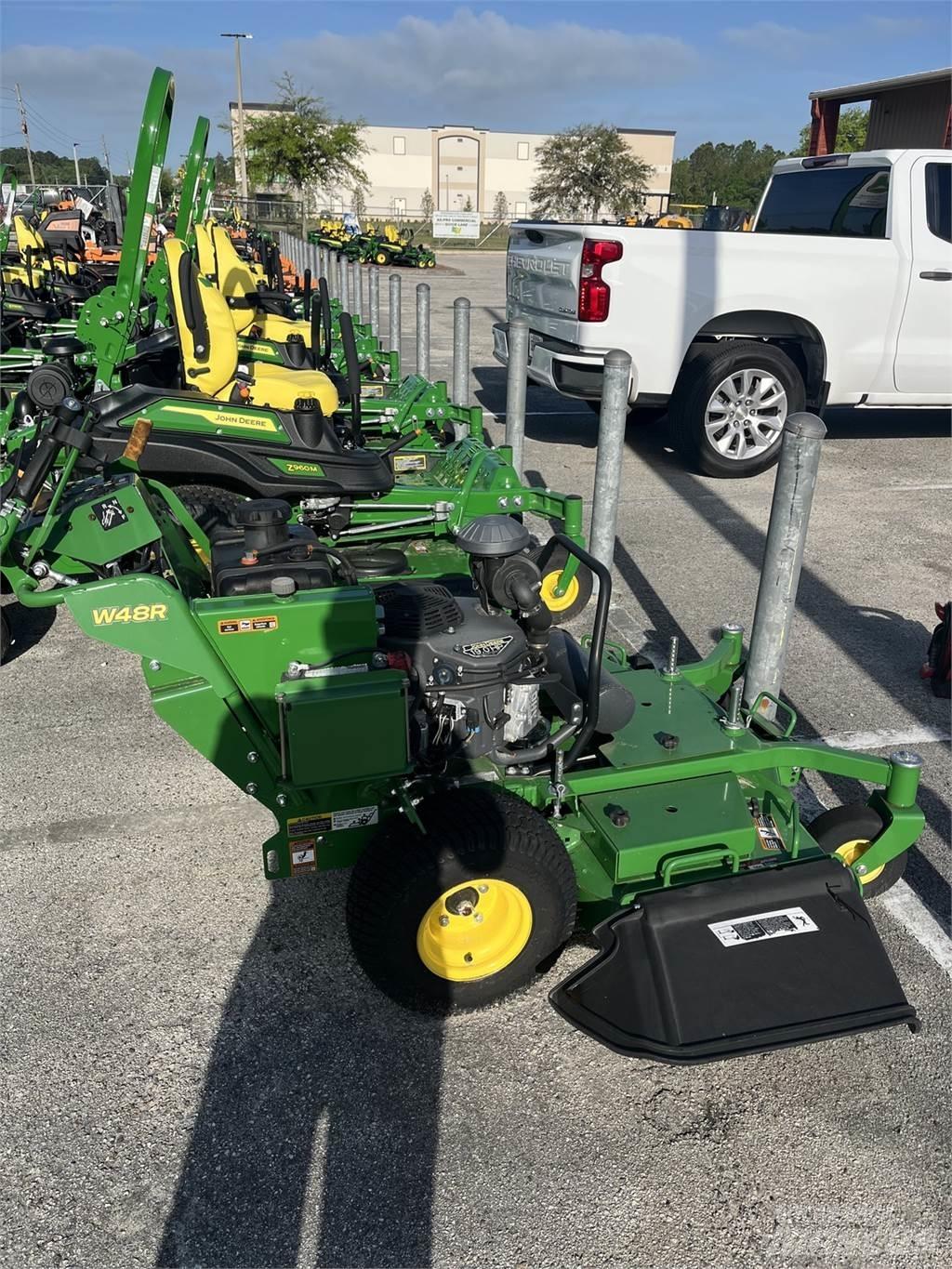 John Deere W48R Perässäkäveltävät leikkurit