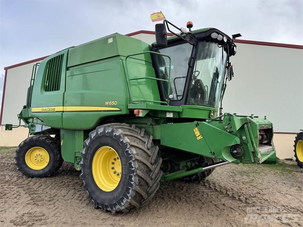 John Deere W650 Leikkuupuimurit