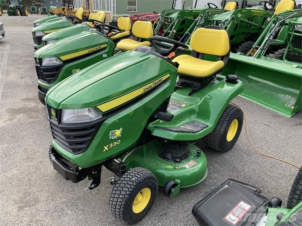 John Deere X330 Taajamatraktorit