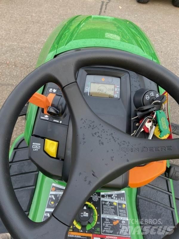 John Deere X350 Taajamatraktorit