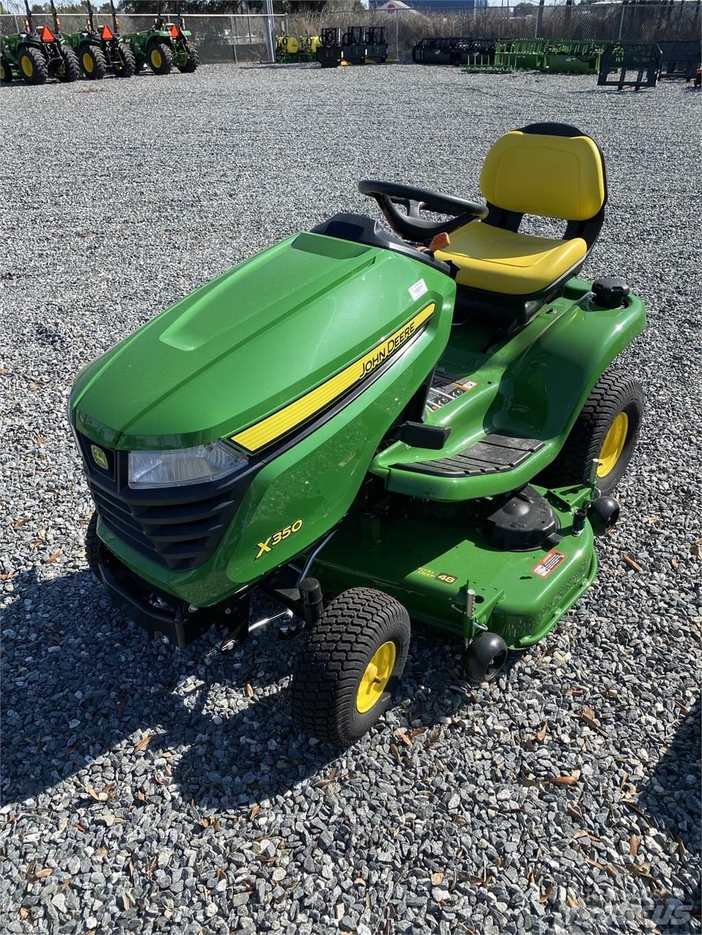 John Deere X350 Taajamatraktorit