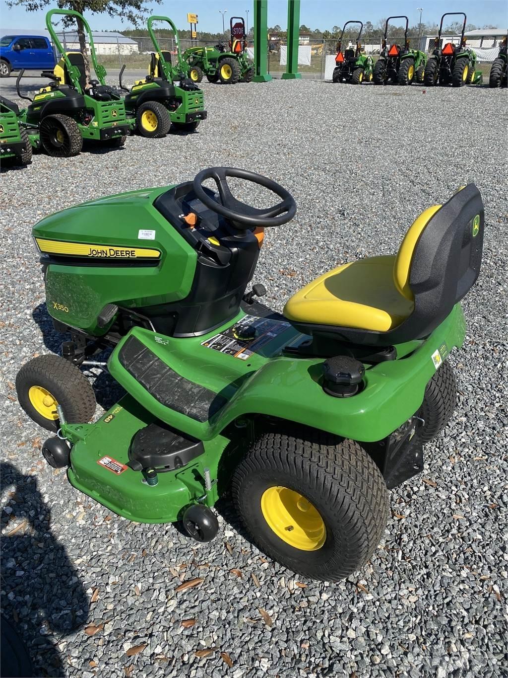 John Deere X350 Taajamatraktorit
