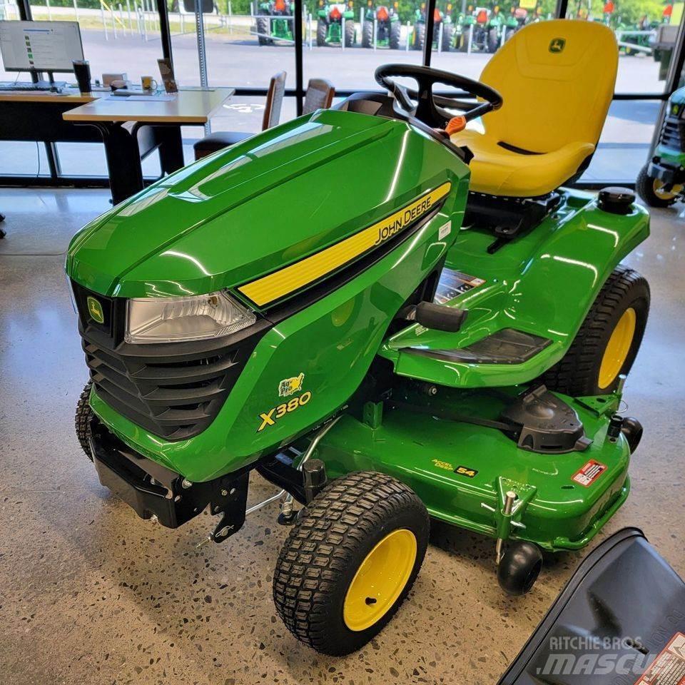 John Deere X380 Taajamatraktorit