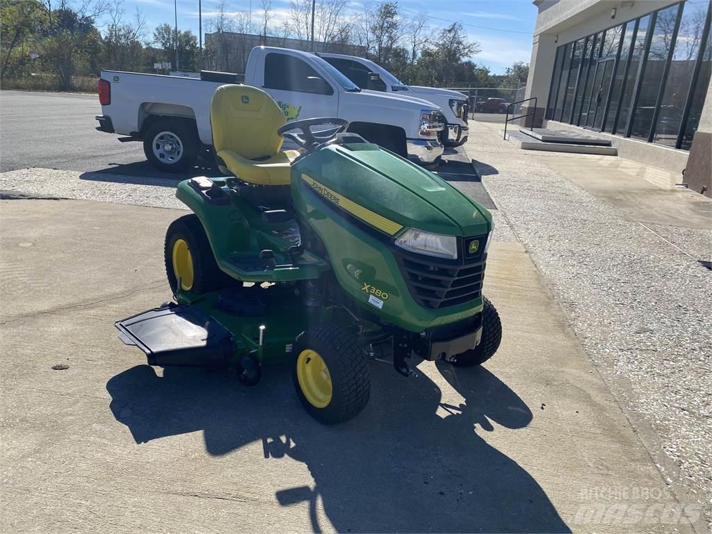 John Deere X380 Taajamatraktorit