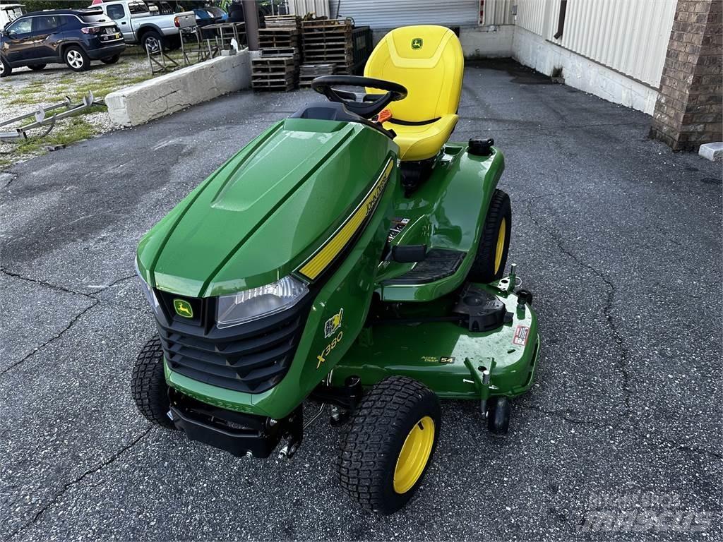 John Deere X380 Taajamatraktorit