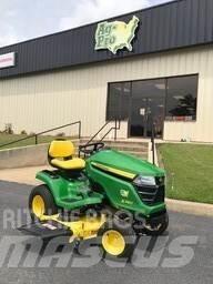John Deere X380 Taajamatraktorit