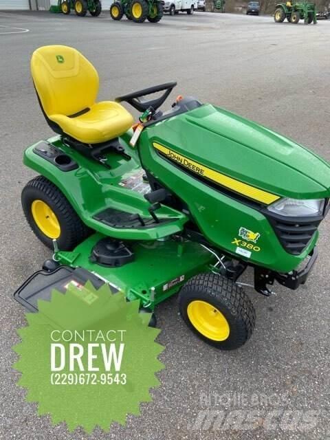 John Deere X380 Taajamatraktorit