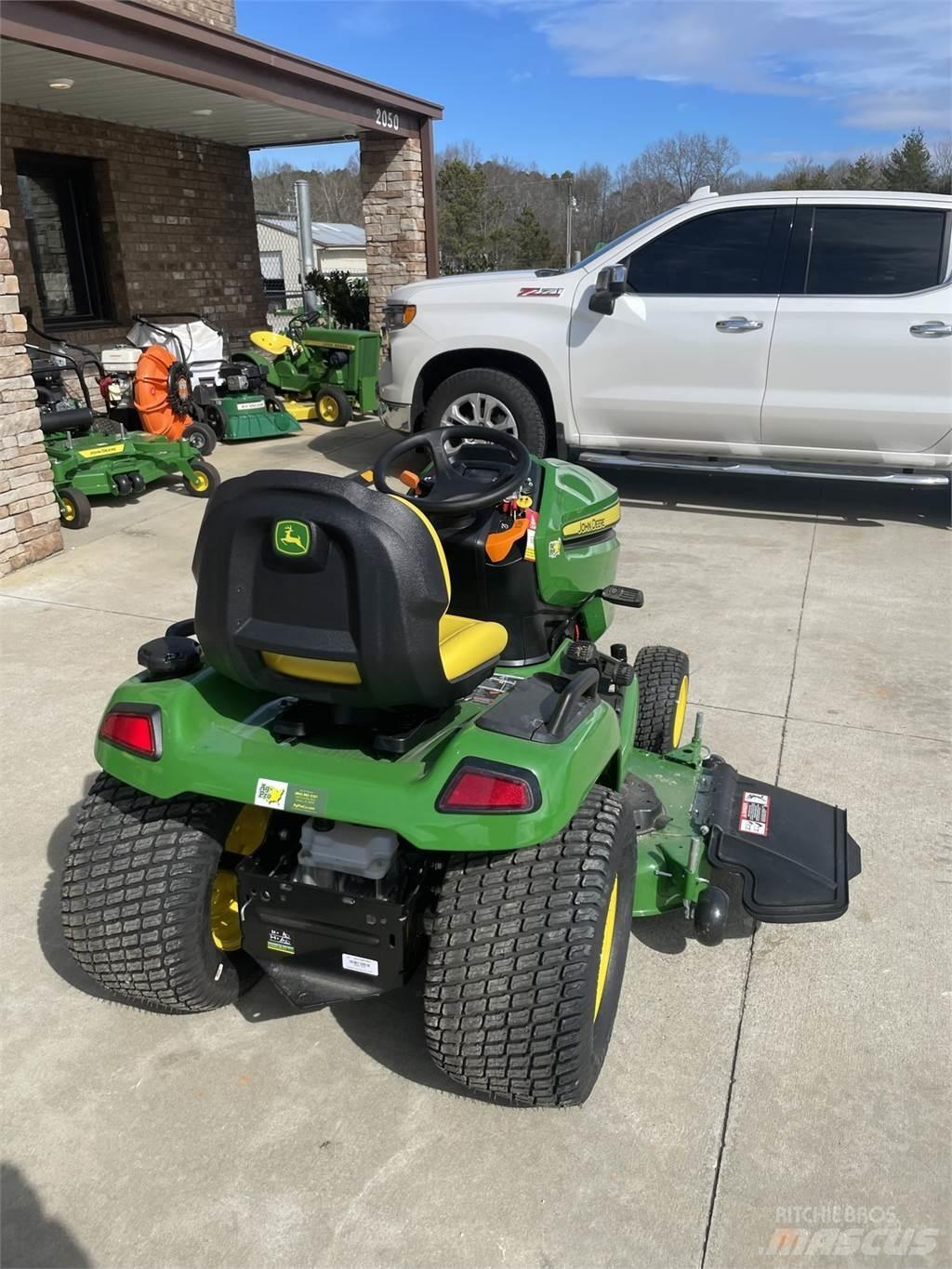 John Deere X570 Taajamatraktorit