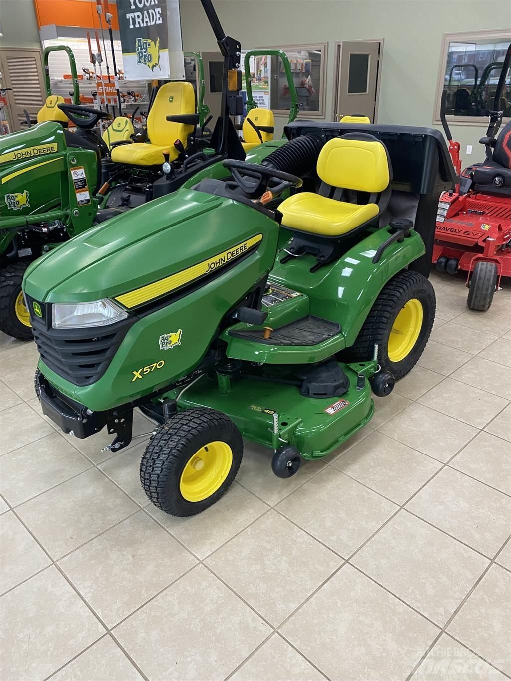 John Deere X570 Taajamatraktorit