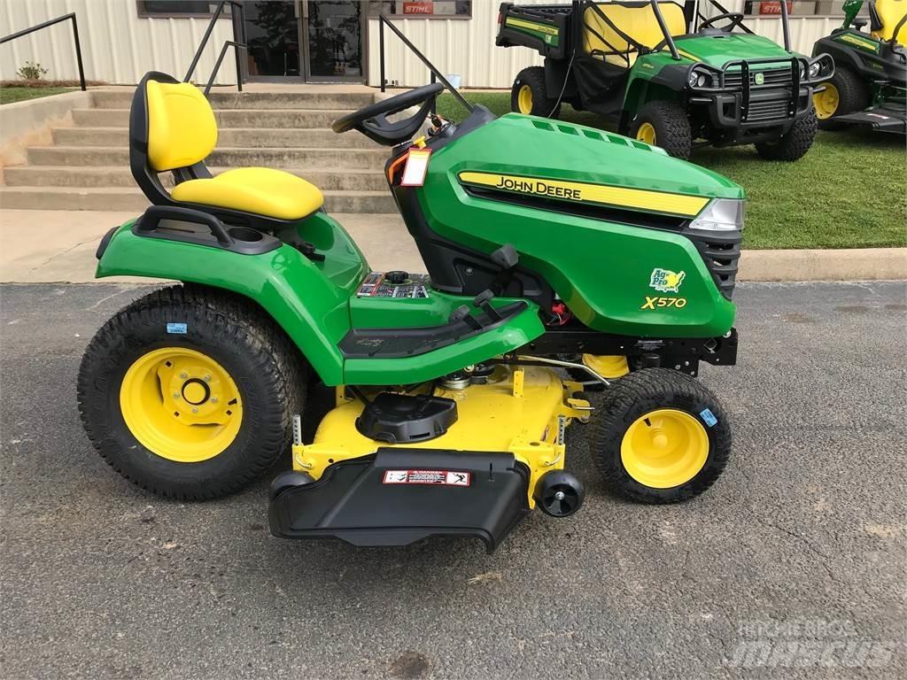 John Deere X570 Taajamatraktorit