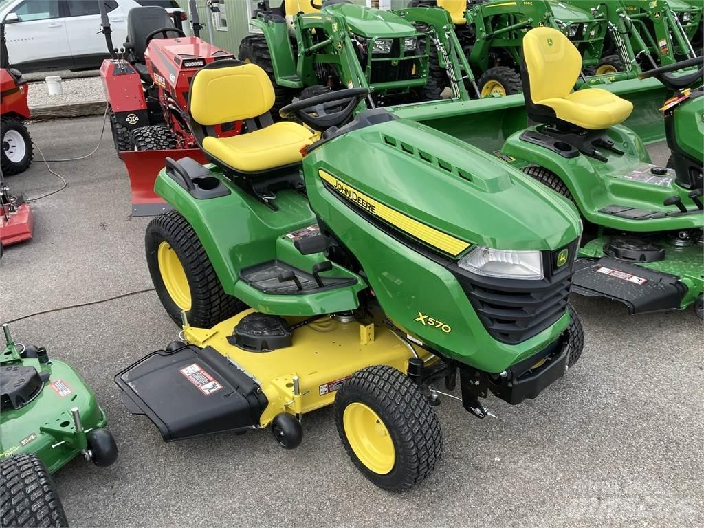 John Deere X570 Taajamatraktorit