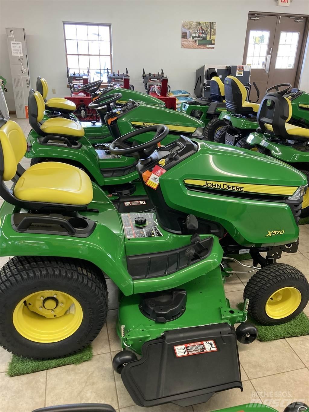 John Deere X570 Taajamatraktorit
