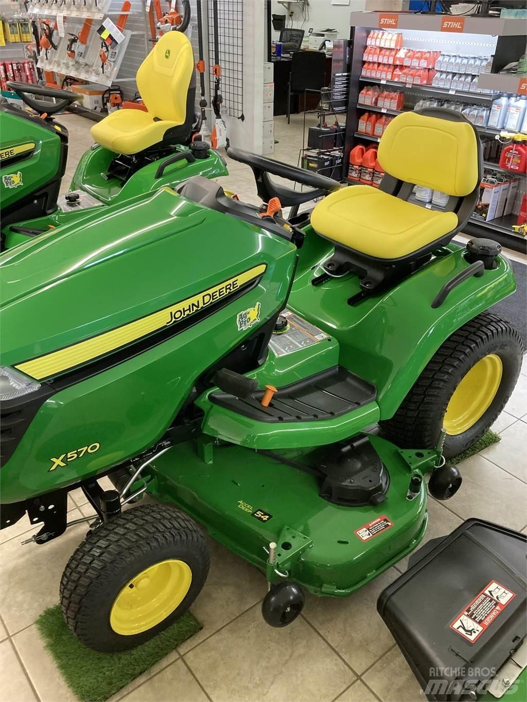 John Deere X570 Taajamatraktorit