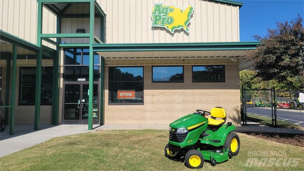 John Deere X570 Taajamatraktorit