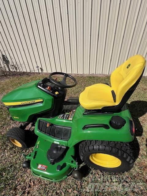 John Deere X580 Taajamatraktorit