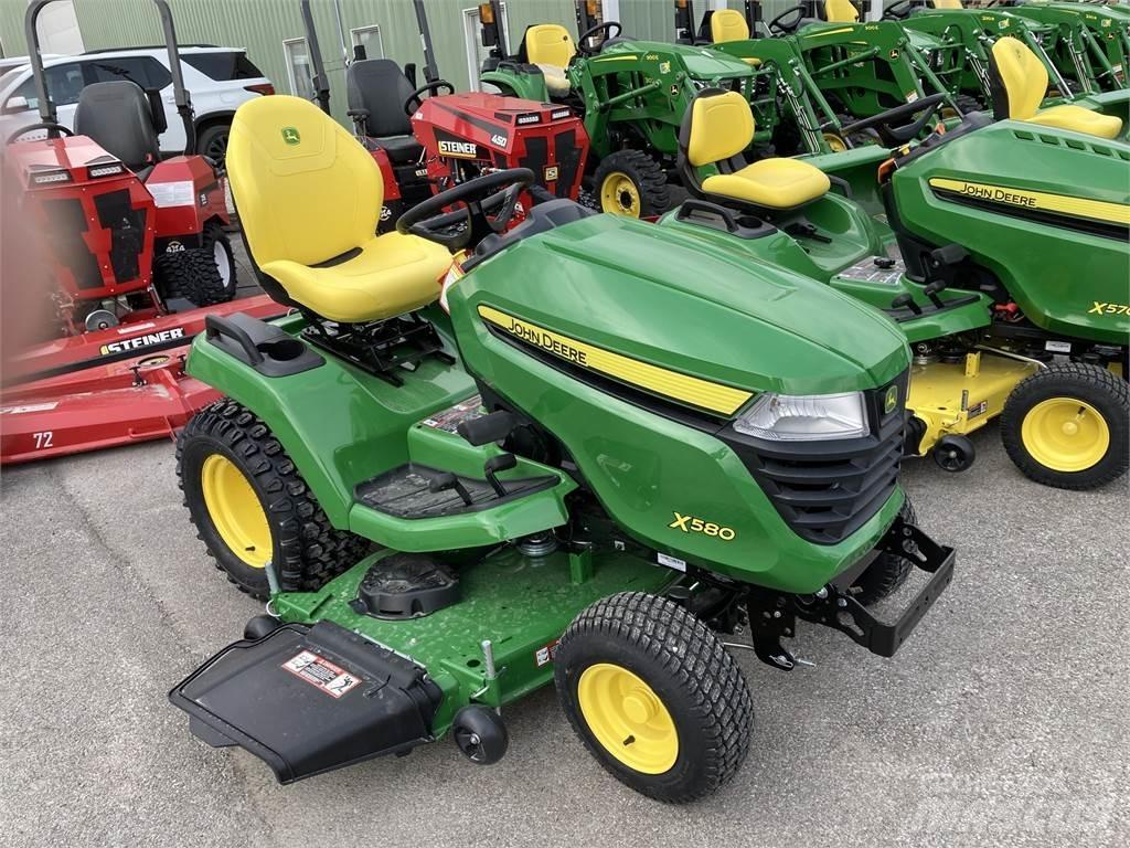 John Deere X580 Taajamatraktorit