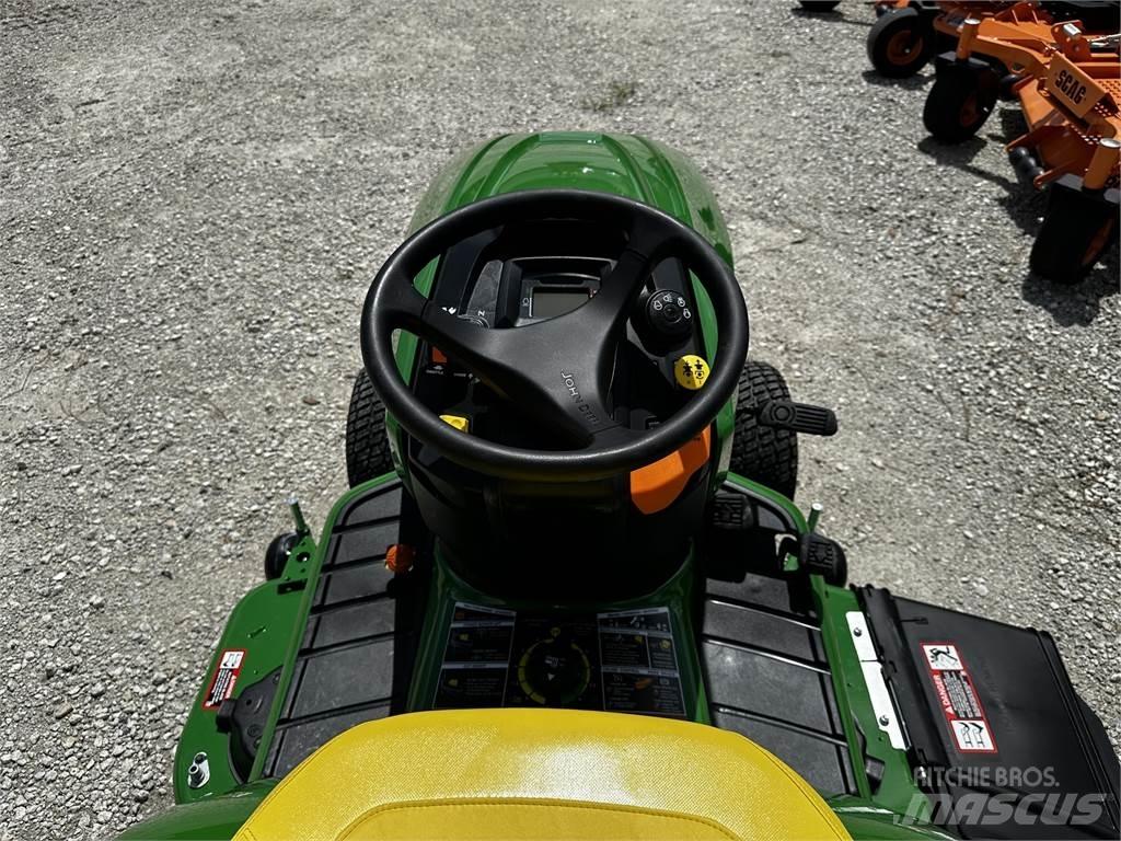 John Deere X584 Taajamatraktorit
