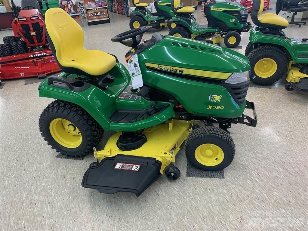 John Deere X590 Taajamatraktorit