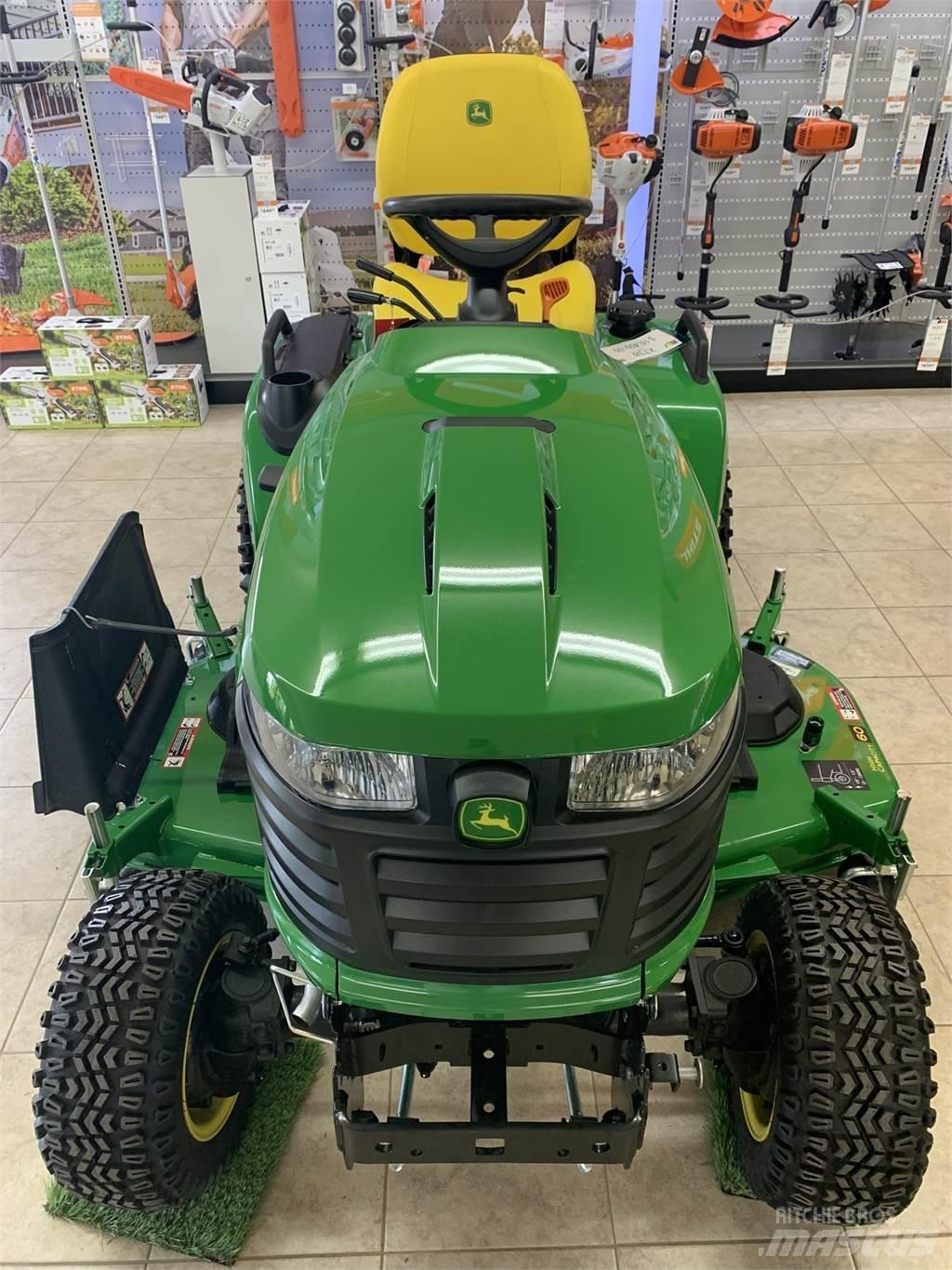 John Deere X738 Taajamatraktorit
