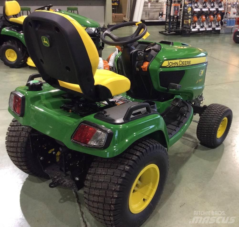 John Deere X750 Taajamatraktorit