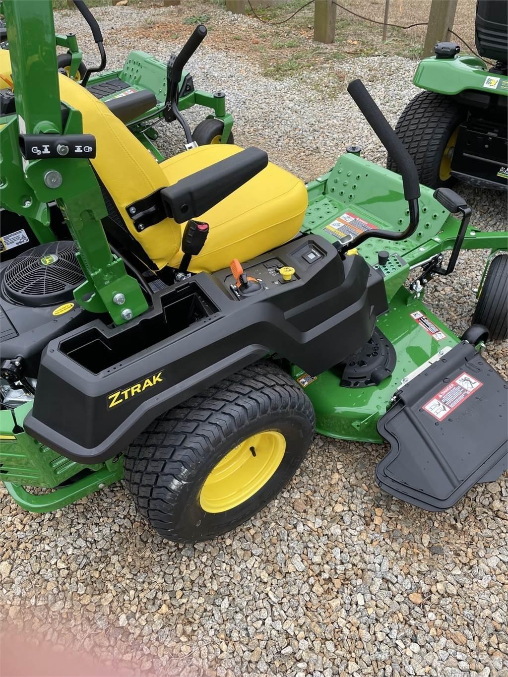 John Deere Z515E 0-kääntösäde leikkurit