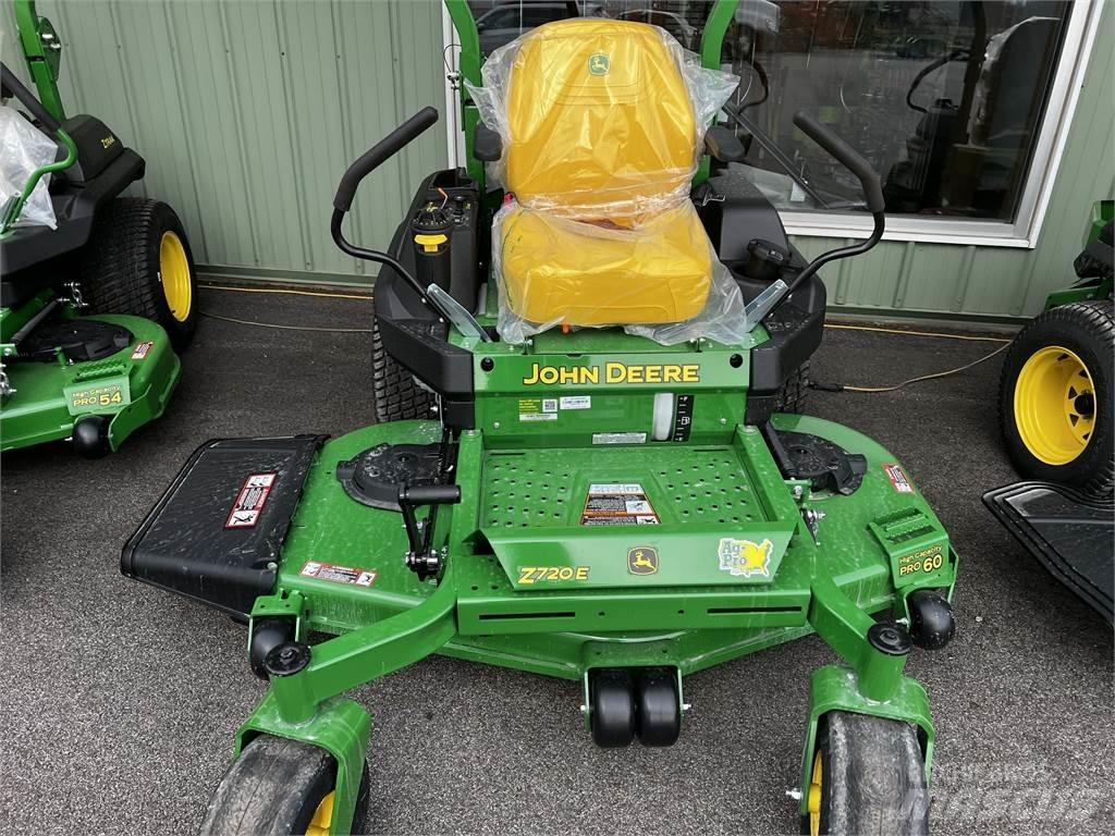 John Deere Z720E 0-kääntösäde leikkurit