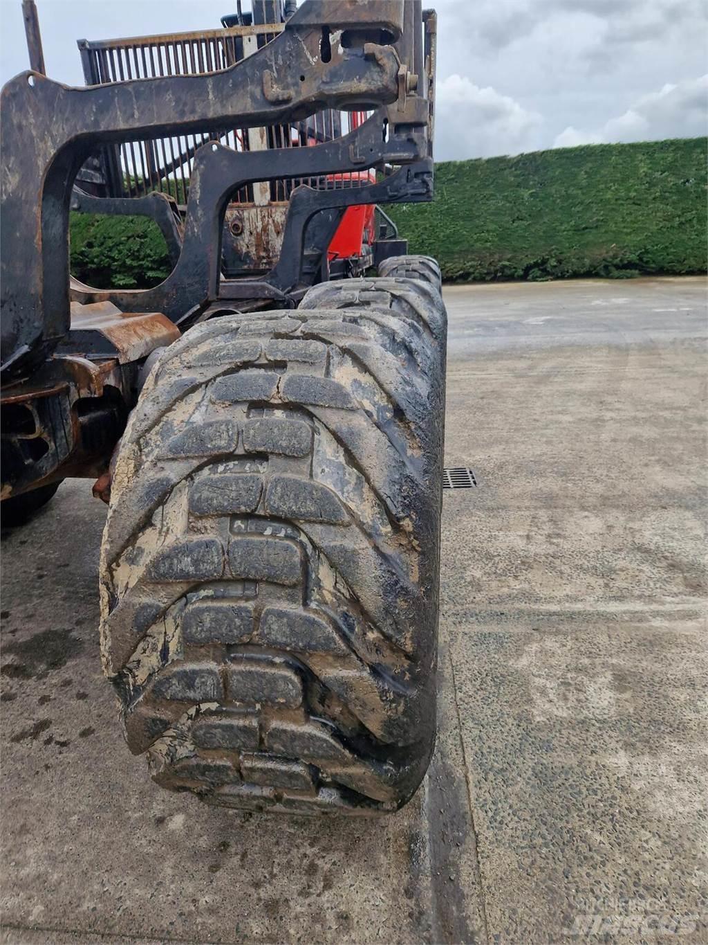 Komatsu 855 Kuormatraktorit
