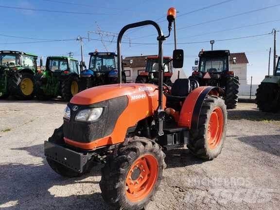 Kubota M 6040 N Traktorit