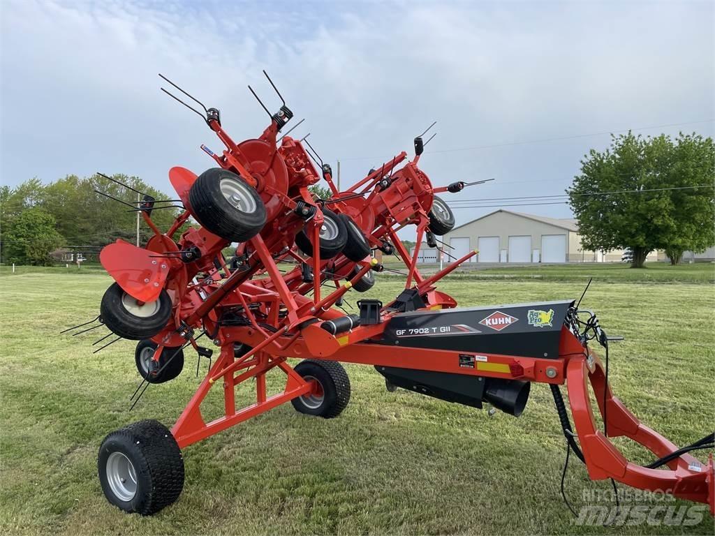 Kuhn GF7902 Pöyhimet ja haravat
