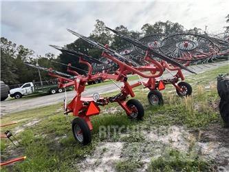 Kuhn SR110 Pöyhimet ja haravat