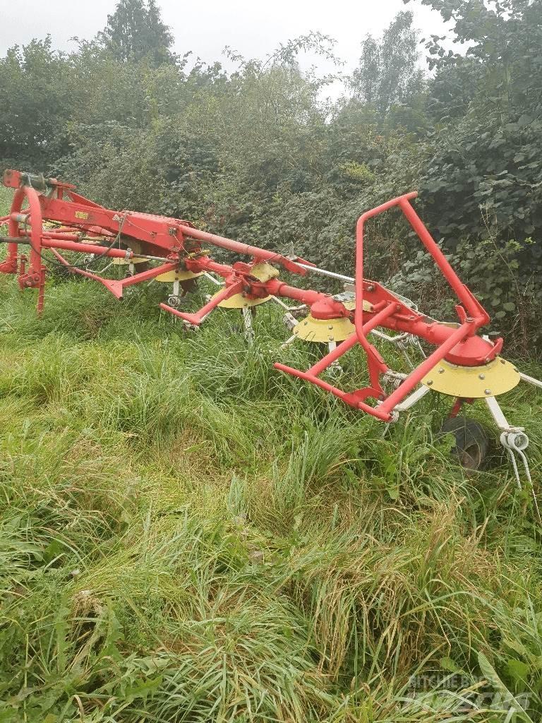 Pöttinger 810N Pöyhimet ja haravat