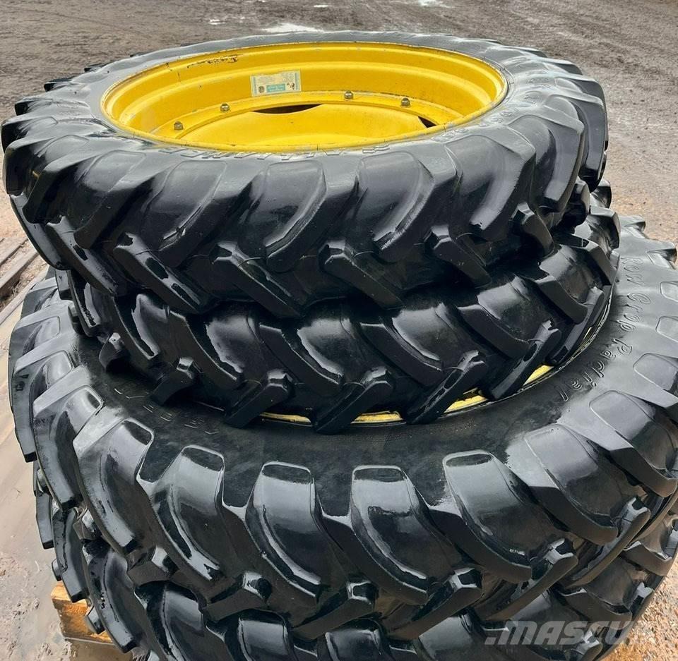  Row Crop Wheels Renkaat ja vanteet