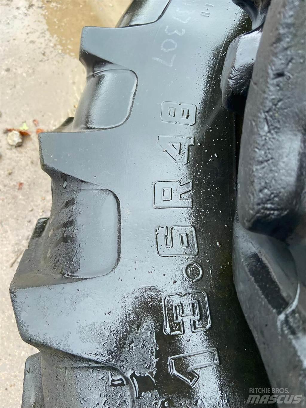 Row Crop Wheels Renkaat ja vanteet