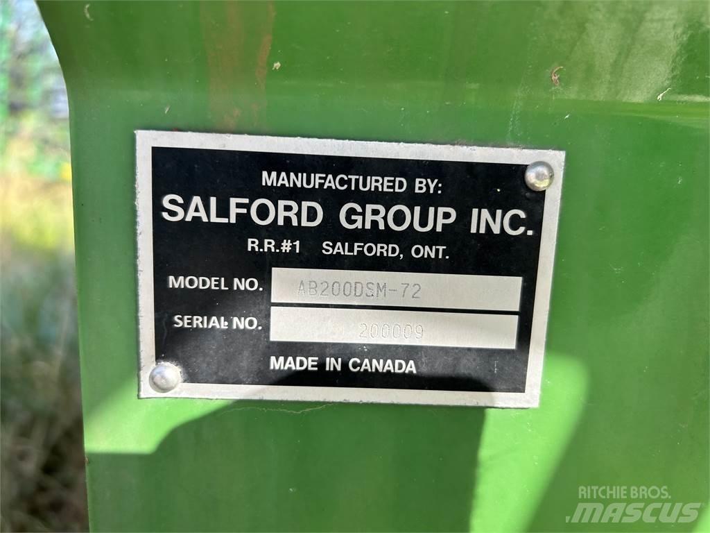 Salford 6700 Hinattavat ruiskut