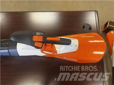 Stihl BGA200 Golfautot