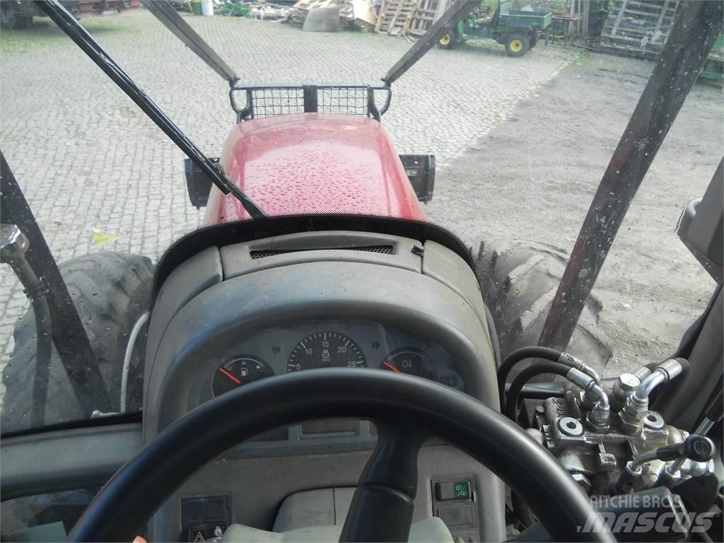 Valtra T121 Juontokourat ja kuormaimet