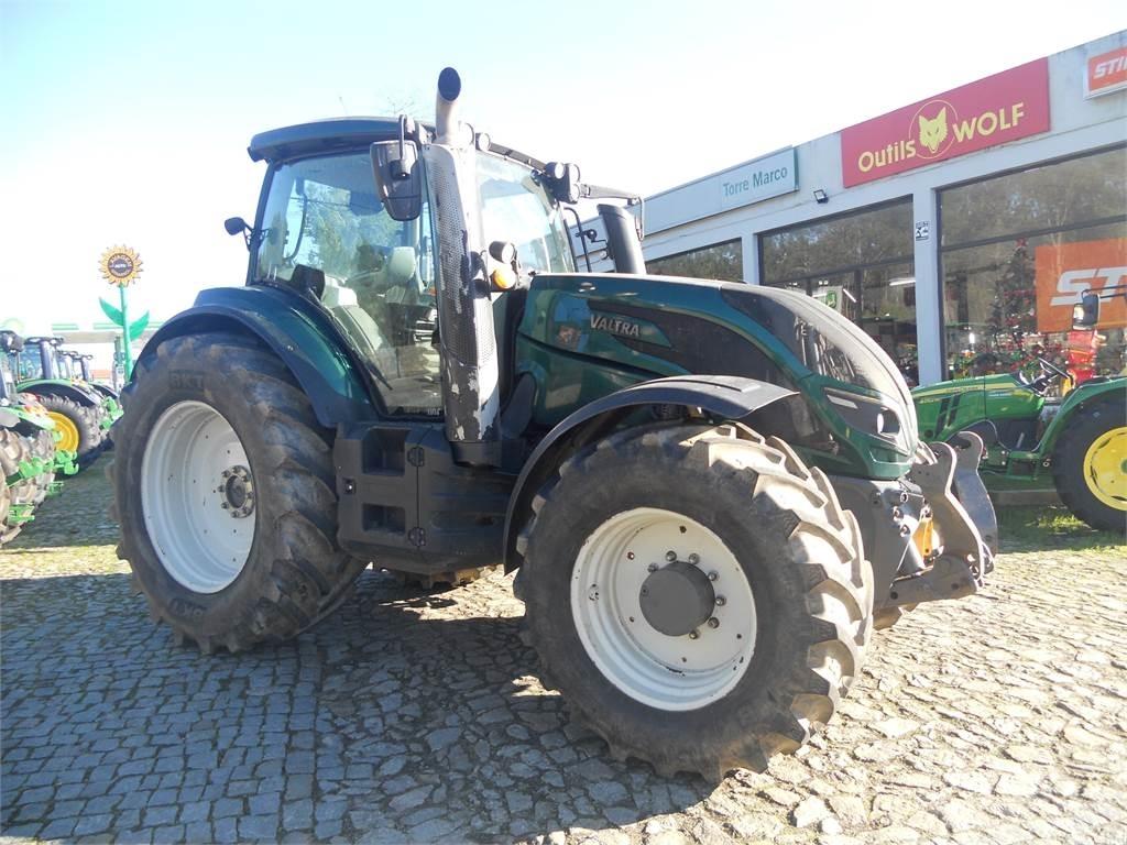 Valtra T174 Traktorit