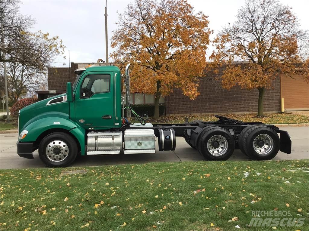Kenworth T680 Vetopöytäautot